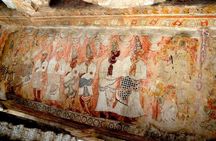 Day trip from Bangalore to Lepakshi for Temple architecture & paintings