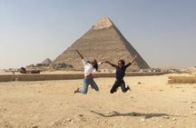Private Half-Day Tour with Guide to Pyramids of Giza with Camel Ride