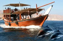 Khasab Dhow Cruise To Musandam Fjords With Lunch Onboard