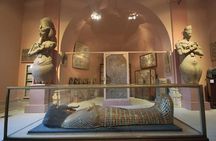 Cairo Sightseeing Tour (Giza Pyramids + Museum + Khan el Khalili Bazaar)