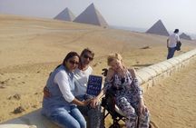 All Inclusive: Day Tour to Giza Pyramids, Saqqara and Dahshur