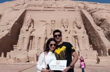 Private Tour to Abu Simbel Temple From Aswan