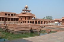 Jaipur transfer from Agra with Taj sunrise and Fatehpur Sikri