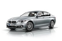 Luxury Taj Mahal and Agra Tour From Delhi By Mercedes Car or Audi Car