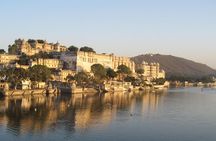 Evening Excursion: Bagore Ki Haveli Dance Show in Udaipur