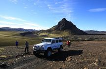 Private Superjeep Landmannalaugar and Hekla Volcano Day Trip