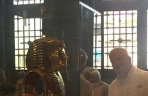 Private tour to Giza Pyramids,Sphinx,Egyptian Museum with Local Lunch
