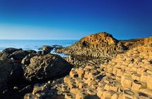 Dublin to Belfast Titanic, Dunluce Castle & Giant's Causeway Tour