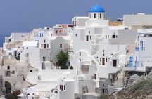 Santorini Shore Excursion: Private Tour of Oia and Fira, including Museum of Prehistoric Thira and Wine Tasting