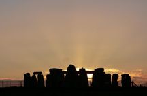 Bespoke private tours of Stonehenge and Avebury by car with local guide