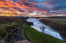 Golden Circle Tour and Evening Northern Lights Cruise from Reykjavik
