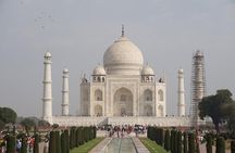 Private Taj Mahal, Mathura & Vrindavan Day Trip from Delhi