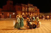 Marrakech: Traditional Moroccan Dinner and Folklore Show (Fantasia)