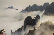 Private 4-Day Tour to Mount Huangshan, Hongcun and Tangyue with Accommodation