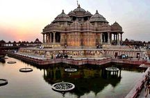 Private Evening Tour of Akshardham Temple with Musical Fountain Show