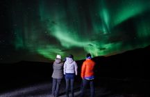 From Reykjavík: Golden Circle and Northern Lights Combo Tour