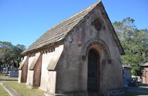 Small Group Haunted History Walking Tour of Charleston