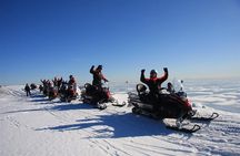 Snowmobile Safari in Helsinki Archipelago with Lunch