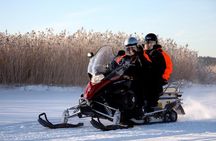 Snowmobile Safari in Helsinki Archipelago with Lunch