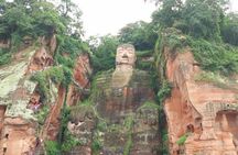 Private Tour of Chengdu Panda Center and Leshan Giant Buddha