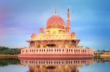 Private Half-Day Putrajaya Tour with Lake Cruise from Kuala Lumpur