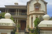 Adelaide Walking Tour: East End Escapade