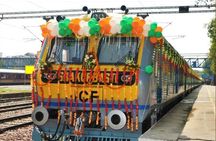 Private Full Day Taj Mahal Tour From Delhi by High Speed Gatiman Express Train