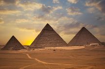 Day Tour To Giza Pyramids with Camel Ride and Egyptian Museum in Cairo