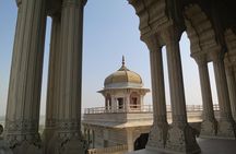 2 Days Private tour of Delhi and Agra with Stay at 5 Star Hotel