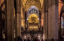 Essential Monumental Guided Tour in Seville