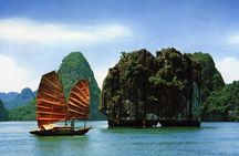 Halong Bay Day Cruise with Bamboo Boat Ride or Kayaking