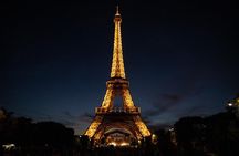 A Magical Evening in Paris With Locals: PRIVATE City Walking Tour