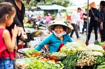 Ho Chi Minh: PRIVATE Off the Beaten Track Tour with a Local 