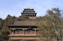 Private Beijing Jingshan Hill, Beihai, and Hutongs with Imperial Lunch/Dinner