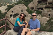 Longqingxia Gorge Cruise and Guyaju Cave Dwellings Private Day Tour