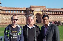 Book Govt Approved Guide for Taj Mahal & Agra fort