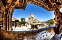 Half-Day Private Tour Saas-Bahu Temple and Eklingji Sightseeing