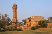 From Udaipur: Private Chittorgarh Tour sightseeing All Inclusive