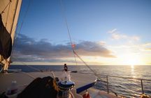 Sunset Cocktail Cruise Including Drinks and Appetizers West Oahu 
