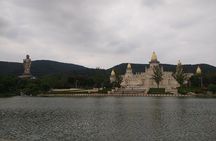 Private Day Trip to Wuxi Lingshan Grand Buddha and Taihu Lake from Shanghai