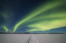 From Kakslauttanen:Northern Lights tour to Lake Inari, inc dinner