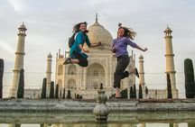 Taj Mahal, Agra Fort & Baby Taj Day Tour from Delhi with 5* Meals