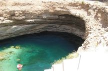 Coastal Tour and Wadi Hike from Muscat