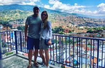 Private Half-Day Medellín Graffiti Tour Including Metrocable