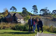 The Hobbiton Movie Set Small-Group Guided Tour from Auckland