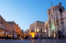 Syracuse Private Walking Tour with Traditional Lunch and Wine