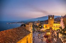  Private Taormina Sunset walking Tour with Aperitif 