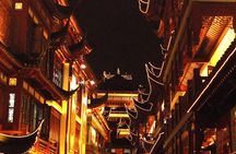 Private Shanghai Evening Street Food Walking and Cruise Tour