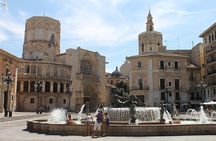 Valencia Old Town Tour with Wine & Tapas in 11th Century Historic Monument