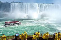 Niagara Falls Tour from Toronto with Boat, Journey Behind the Falls and Lunch